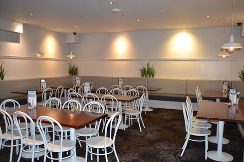 Coniston Hotel Wollongong - Accommodation in Bendigo 22