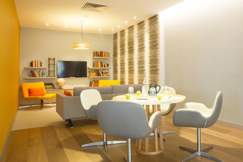 Novotel Sydney Darling Harbour - Accommodation in Bendigo 27