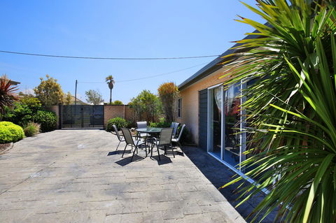 Neptune I Absolute Beachfront I Stunning Views - Accommodation in Bendigo 28