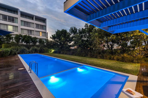 Oaks Nelson Bay Lure Suites - Accommodation in Bendigo 11