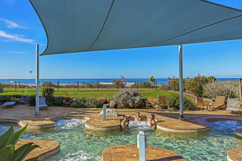 Blue Lagoon Beach Resort - Accommodation in Bendigo 3