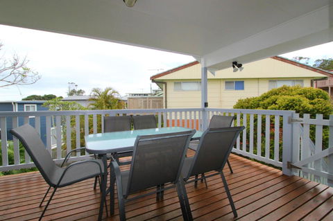 Anglesea, 17 Hodgson Street - Accommodation in Bendigo 5