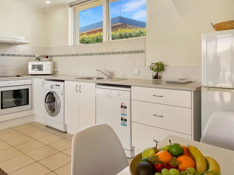Seashells Apartments Merimbula - Accommodation in Bendigo 8