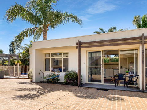 Seashells Apartments Merimbula - Accommodation in Bendigo 6