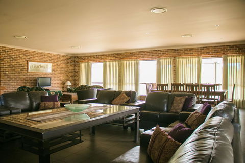 Ironstone Estate Lovedale - Accommodation in Bendigo 26