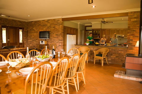 Ironstone Estate Lovedale - Accommodation in Bendigo 37