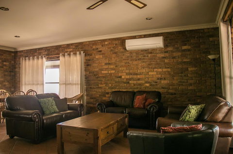 Ironstone Estate Lovedale - Accommodation in Bendigo 16
