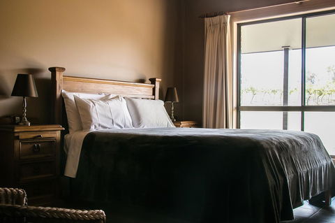 Ironstone Estate Lovedale - Accommodation in Bendigo 22