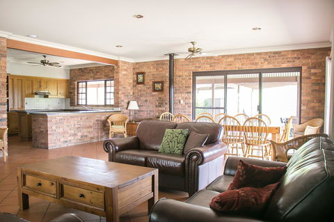 Ironstone Estate Lovedale - Accommodation in Bendigo 19