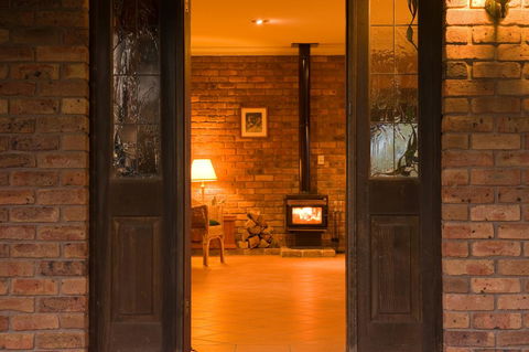Ironstone Estate Lovedale - Accommodation in Bendigo 39