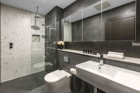 Holiday Inn & Suites - Parramatta Marsden Street, An IHG Hotel - Accommodation in Bendigo 21