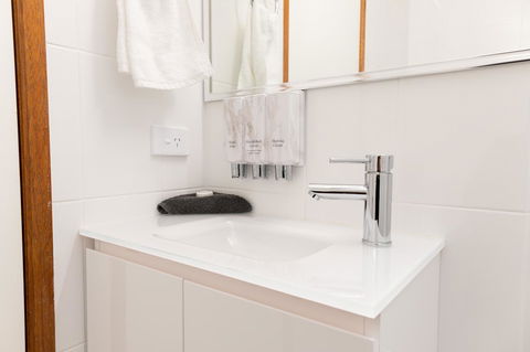 Sapphire Waters Motor Inn - Accommodation in Bendigo 1