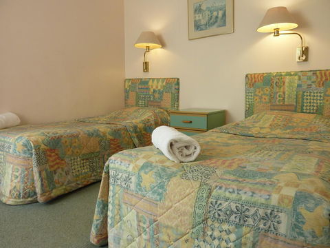 Sapphire Waters Motor Inn - Accommodation in Bendigo 39