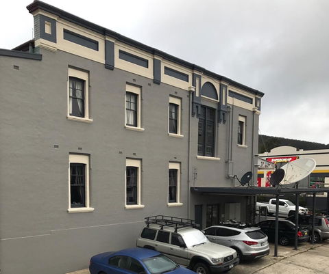 Commercial Hotel Motel Lithgow - Accommodation in Bendigo 2
