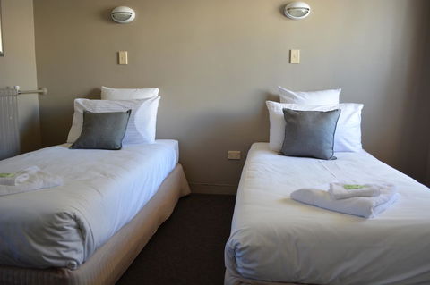 Commercial Hotel Motel Lithgow - Accommodation in Bendigo 30