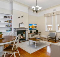 Oversized 2 Bedroom Manly Beach House - Accommodation in Bendigo