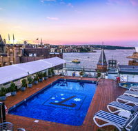 Holiday Inn Old Sydney - Accommodation in Bendigo