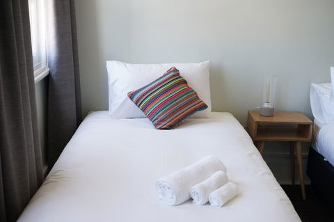 Rosehill Hotel - Accommodation in Bendigo 11