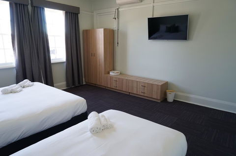 Rosehill Hotel - Accommodation in Bendigo 38