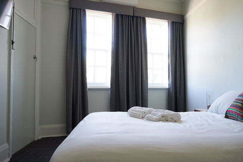 Rosehill Hotel - Accommodation in Bendigo 19