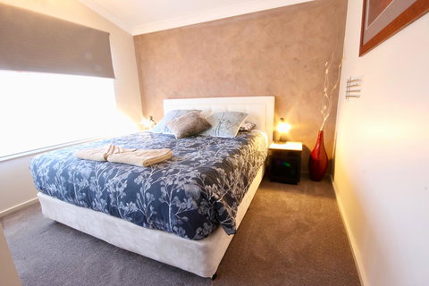 Full Circle Apartments - Accommodation in Bendigo 2