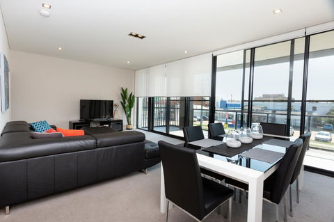 Brand New Executive Apartment - Accommodation in Bendigo 3