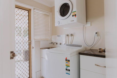 Central Wagga Self Catering Apartment - Accommodation in Bendigo 12