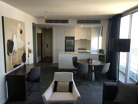 Silkari Suites At Chatswood - Accommodation in Bendigo 7