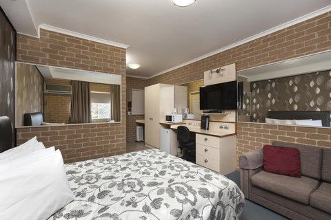 Grand Manor Motor Inn - Accommodation in Bendigo 7