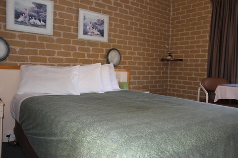 Grand Manor Motor Inn - Accommodation in Bendigo 5