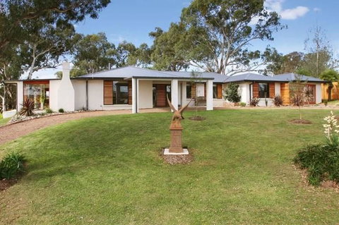 Belmont - Accommodation in Bendigo 29