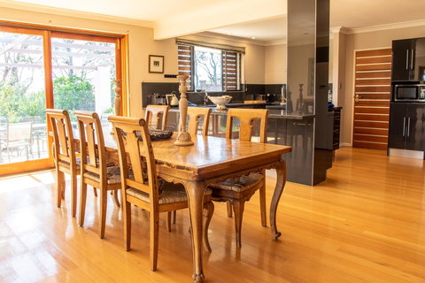 Belmont - Accommodation in Bendigo 15