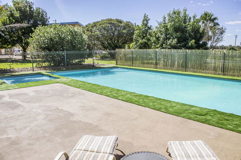 Allonville Gardens Motel - Accommodation in Bendigo 9