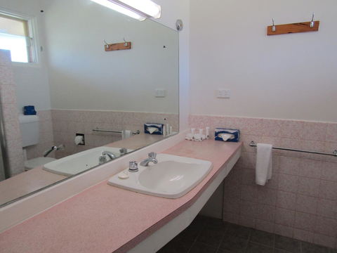 Allonville Gardens Motel - Accommodation in Bendigo 29