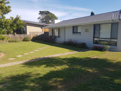 Golden Hill Cottage - Accommodation in Bendigo 0