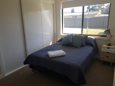 Golden Hill Cottage - Accommodation in Bendigo 11