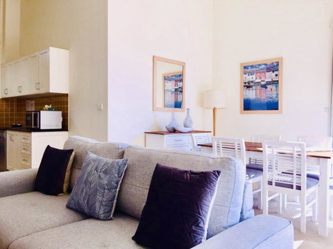 Boathouse Resort (Water Front) - Accommodation in Bendigo 8