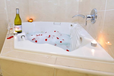 Boathouse Resort (Water Front) - Accommodation in Bendigo 18