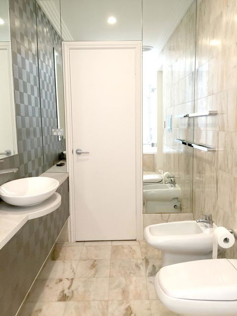 Luxury House In Bondi Junction - Accommodation in Bendigo 6