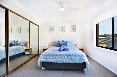 Abode @ Culburra - Pet Friendly - 4 Mins To Beach - Accommodation in Bendigo 12