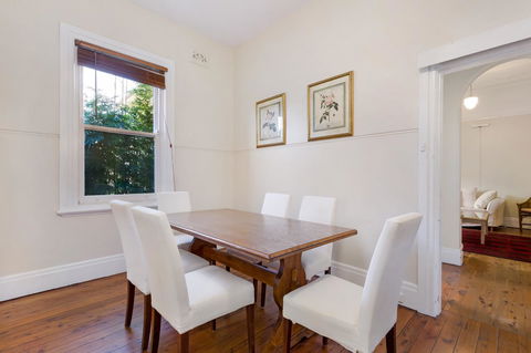 Drummoyne 3 Bedroom Home (62ALE) - Accommodation in Bendigo 4