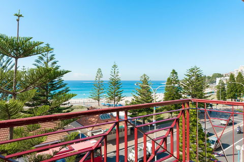 Mad Monkey Hostel Coogee Beach - Accommodation in Bendigo 7