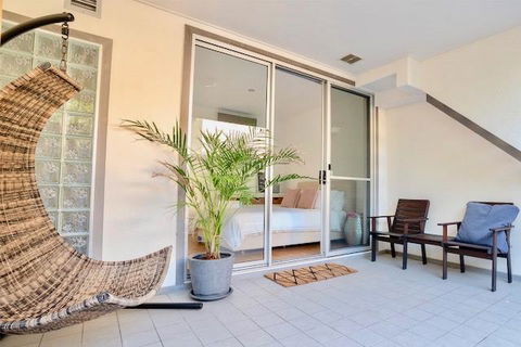 Hastings By The Sea - Accommodation in Bendigo 15
