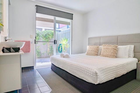 Hastings By The Sea - Accommodation in Bendigo 2
