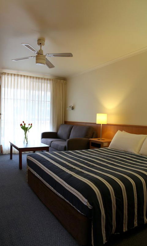 Summerhill Motor Inn - Accommodation in Bendigo 13