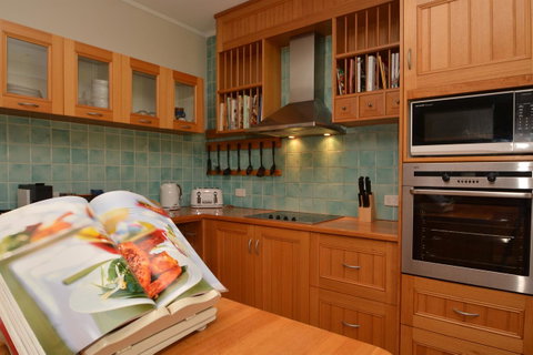 JE Guesthouse, Central To All The Hunter Valley Has To Offer - Accommodation in Bendigo 14