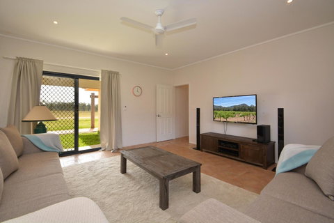 JE Guesthouse, Central To All The Hunter Valley Has To Offer - Accommodation in Bendigo 4