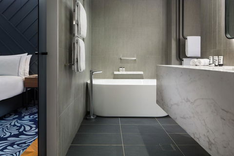 West Hotel Sydney, Curio Collection By Hilton - Accommodation in Bendigo 38