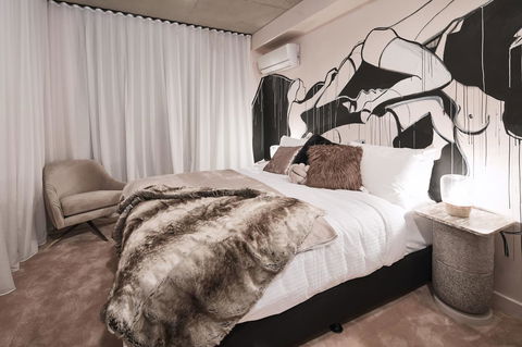 The Collectionist Newtown - Accommodation in Bendigo 9