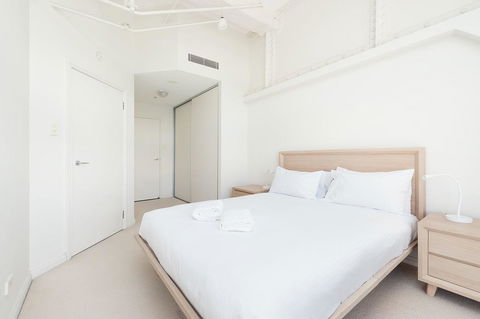 Waterfront Apartment On Sydney Harbour - Accommodation in Bendigo 10